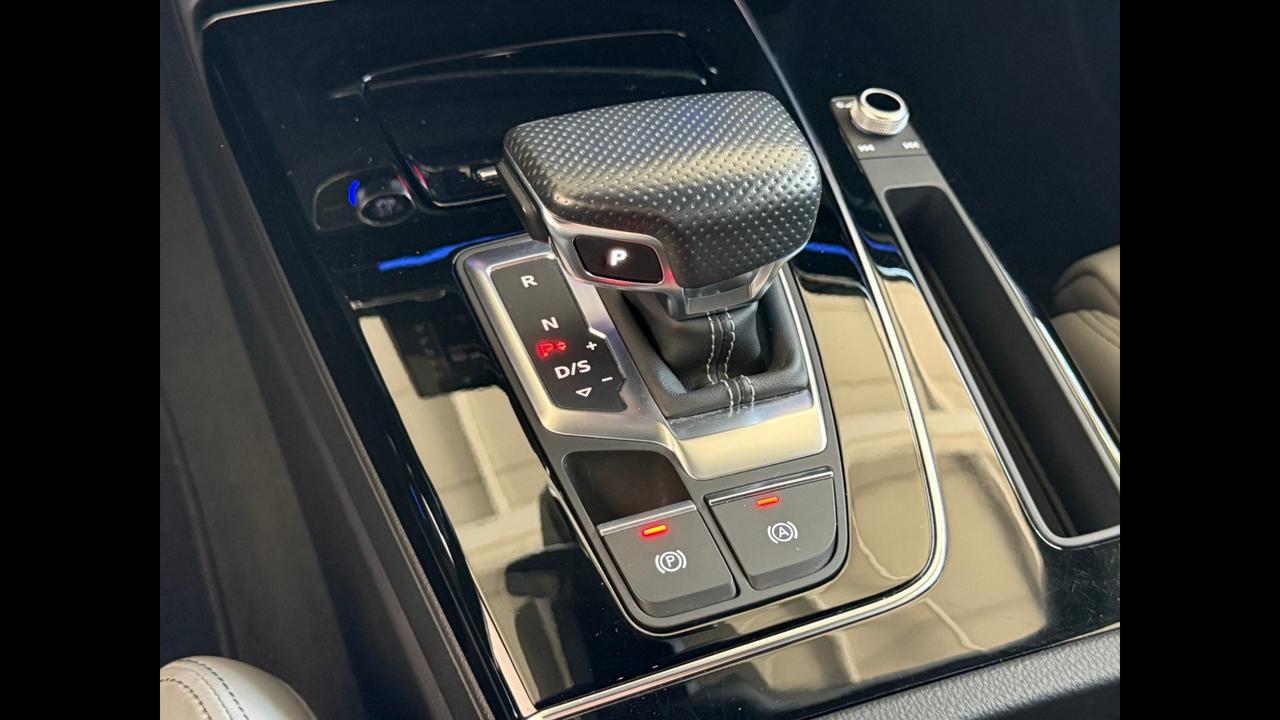 AUDI Q5 II 2020 - Q5 40 2.0 tdi mhev 12V S line Plus quattro s-tr