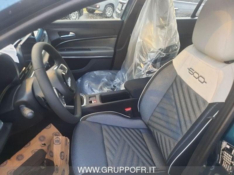 FIAT 600 Hybrid 110 CV DCT MHEV