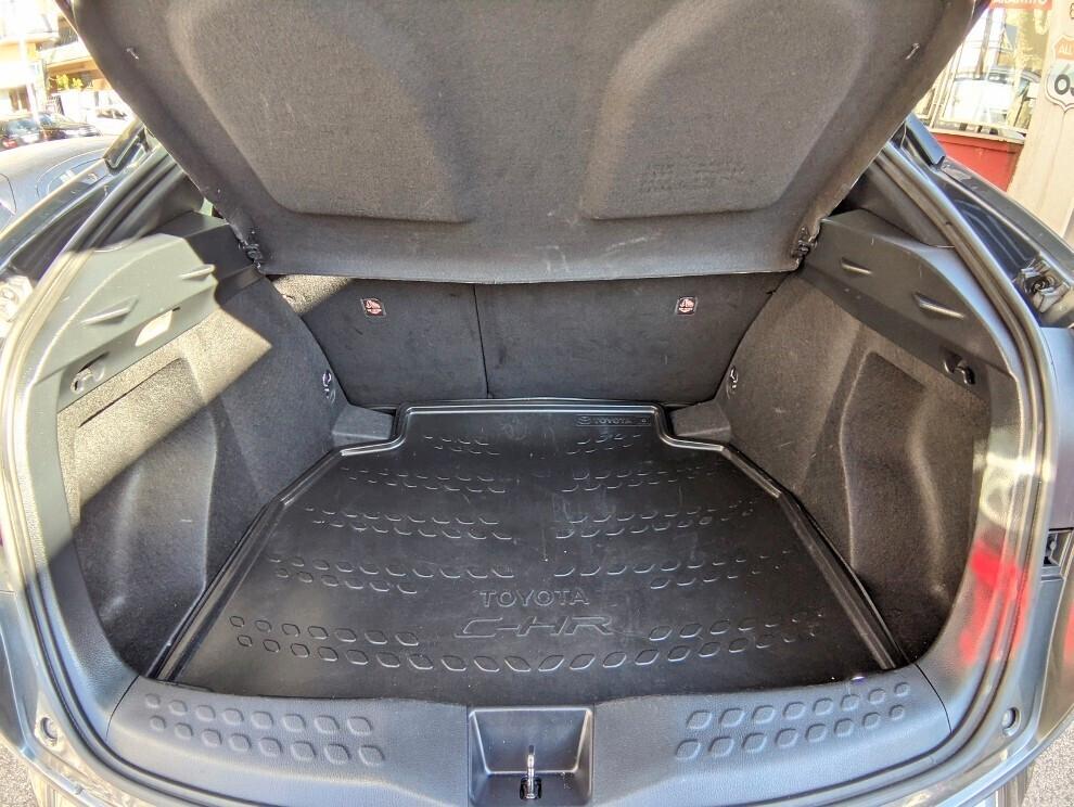 Toyota C-HR 1.8 Hybrid NAVI TAGLIANDATA