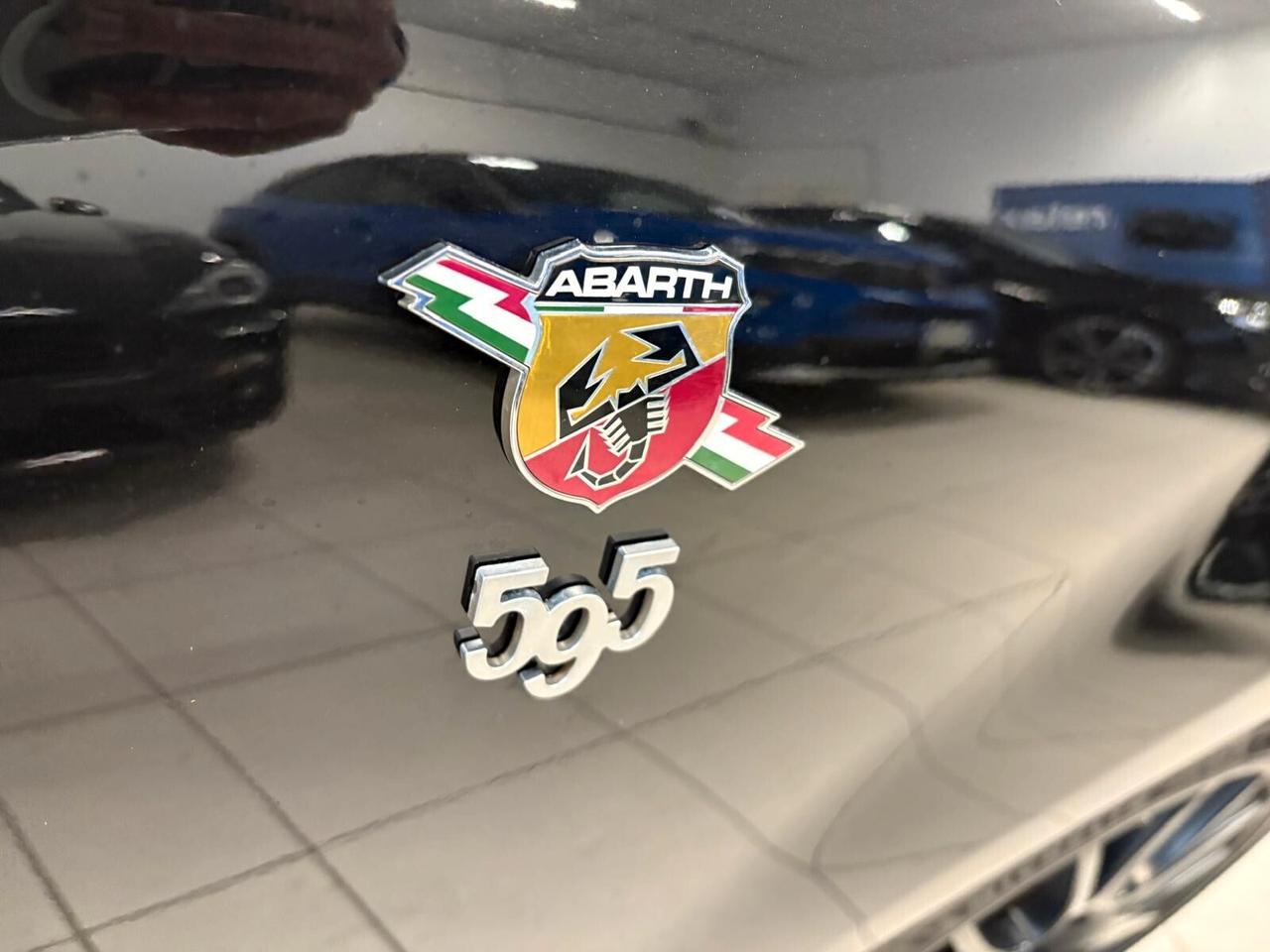 Abarth 595 PISTA 1.4 Turbo T-Jet 160 CV