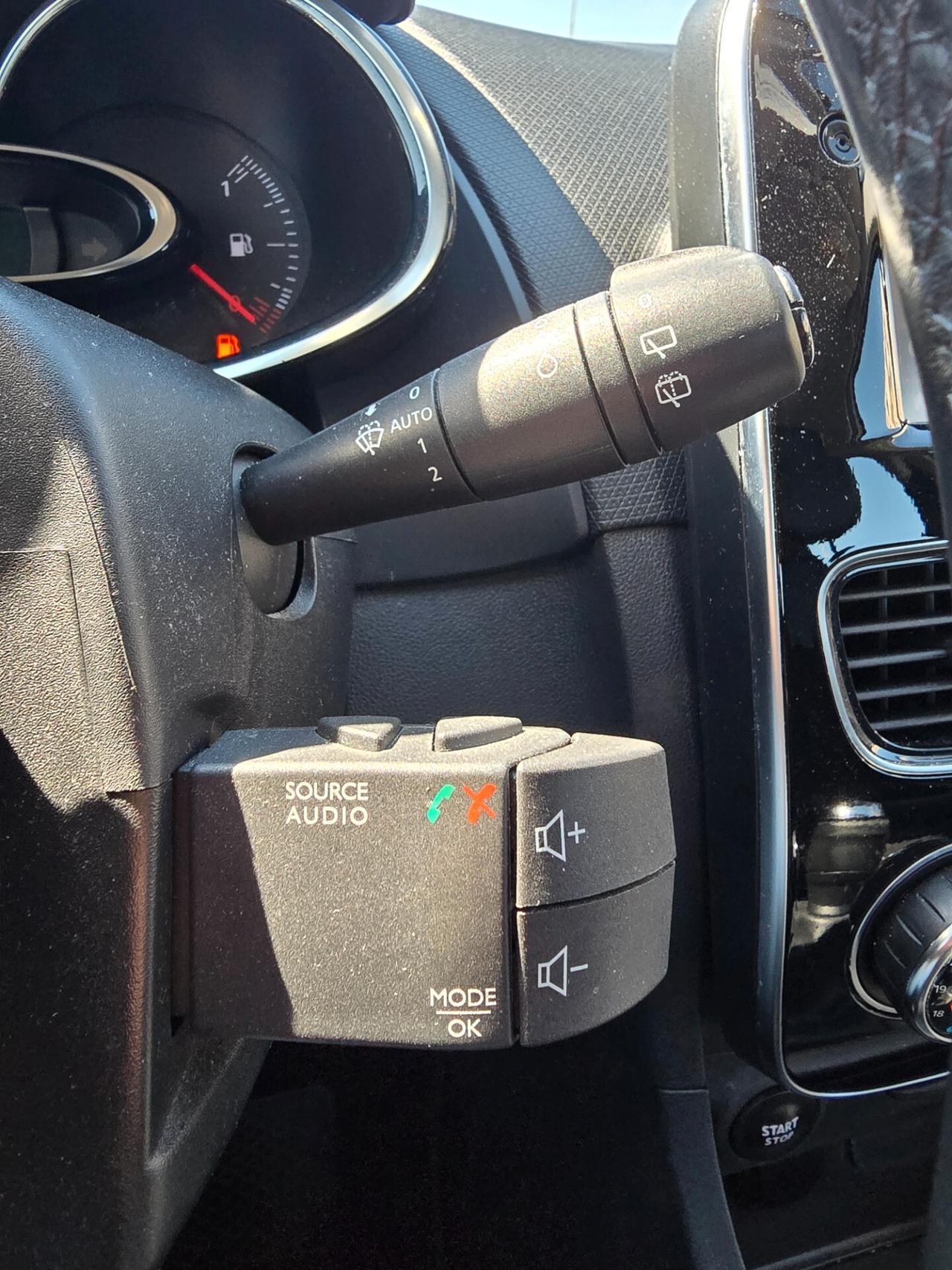 Renault Clio dCi 8V 75 CV Start&Stop 5 porte Energy Intens