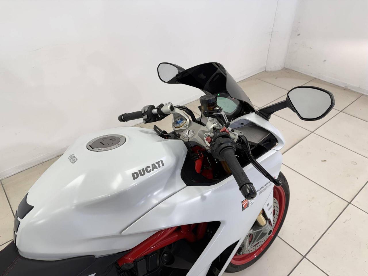 DUCATI 939 Super Sport S White