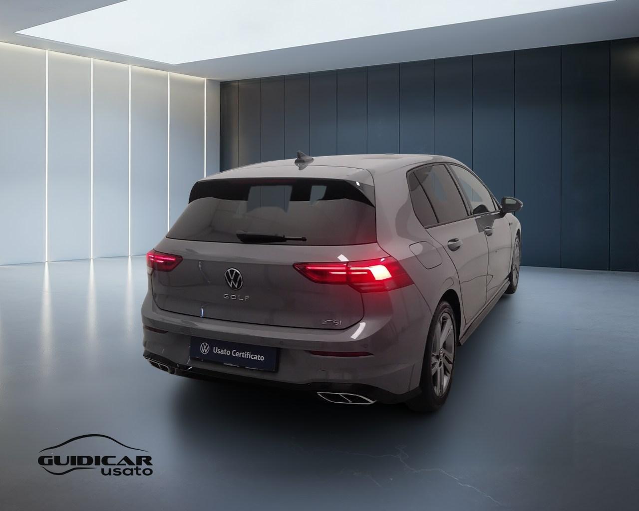 VOLKSWAGEN Golf VIII 2020 - Golf 1.5 etsi evo R-Line 130cv dsg