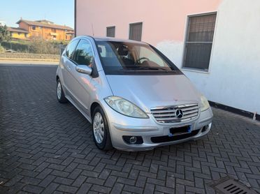 Mercedes-benz A 160 CDI BlueEFFICIENCY Coupé Elegance