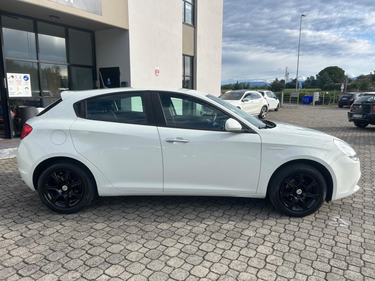 Alfa Romeo Giulietta 1.4 Turbo GPL|CERCHI IN LEGA