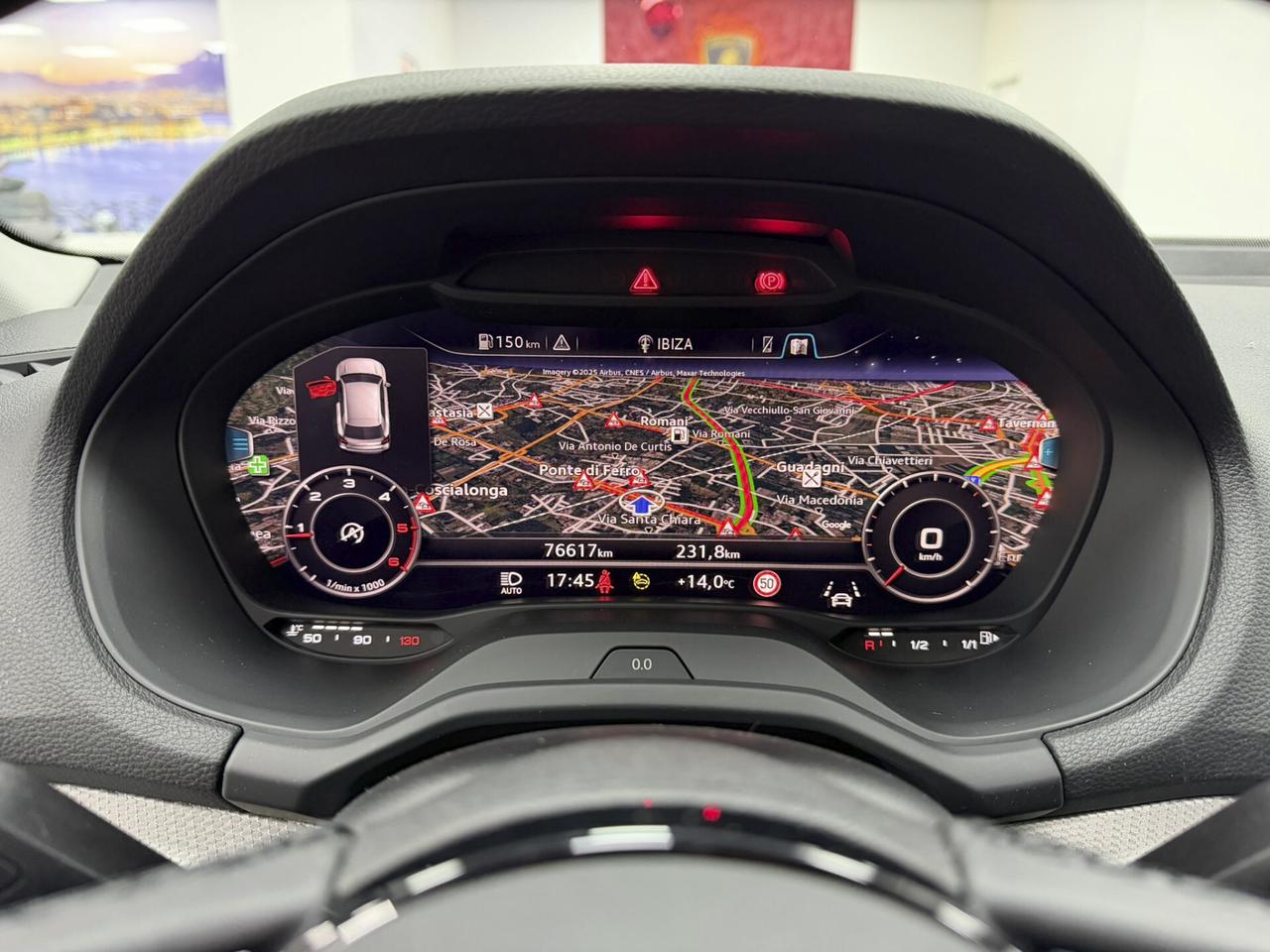 Audi Q2 30 TDI Identity Black S-LINE