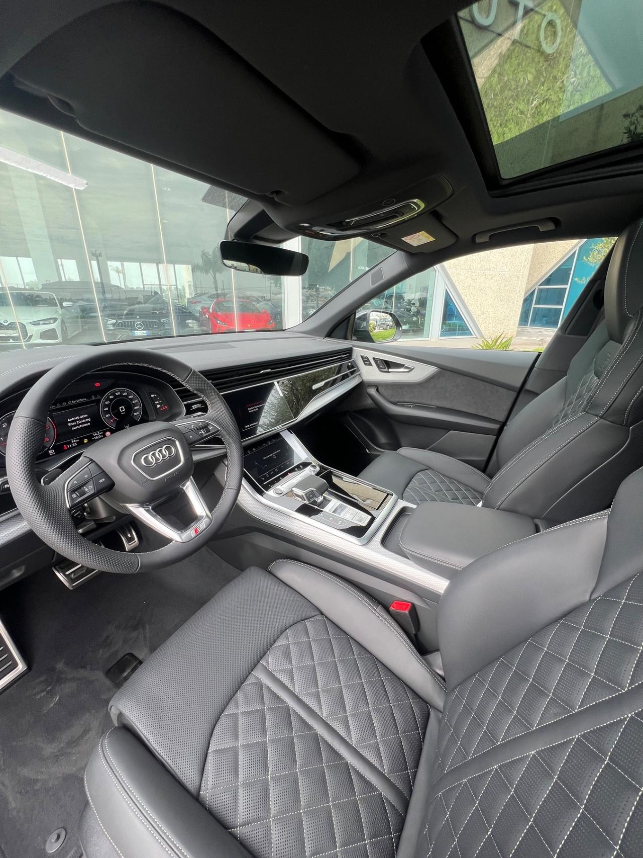 Audi Q8 TDI quattro 210 kW tiptronic S line edition possibilità noleggio no scoring