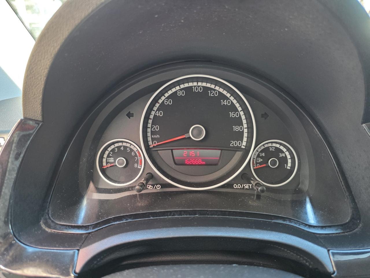 Volkswagen up! 1.0 75 CV 5p. high