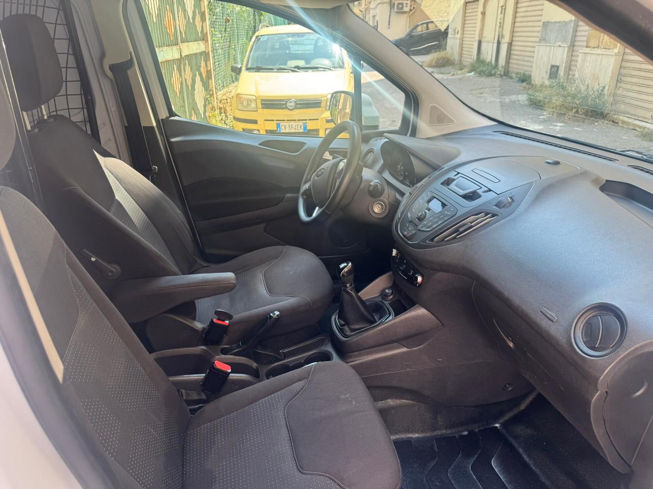 Ford Transit Courier