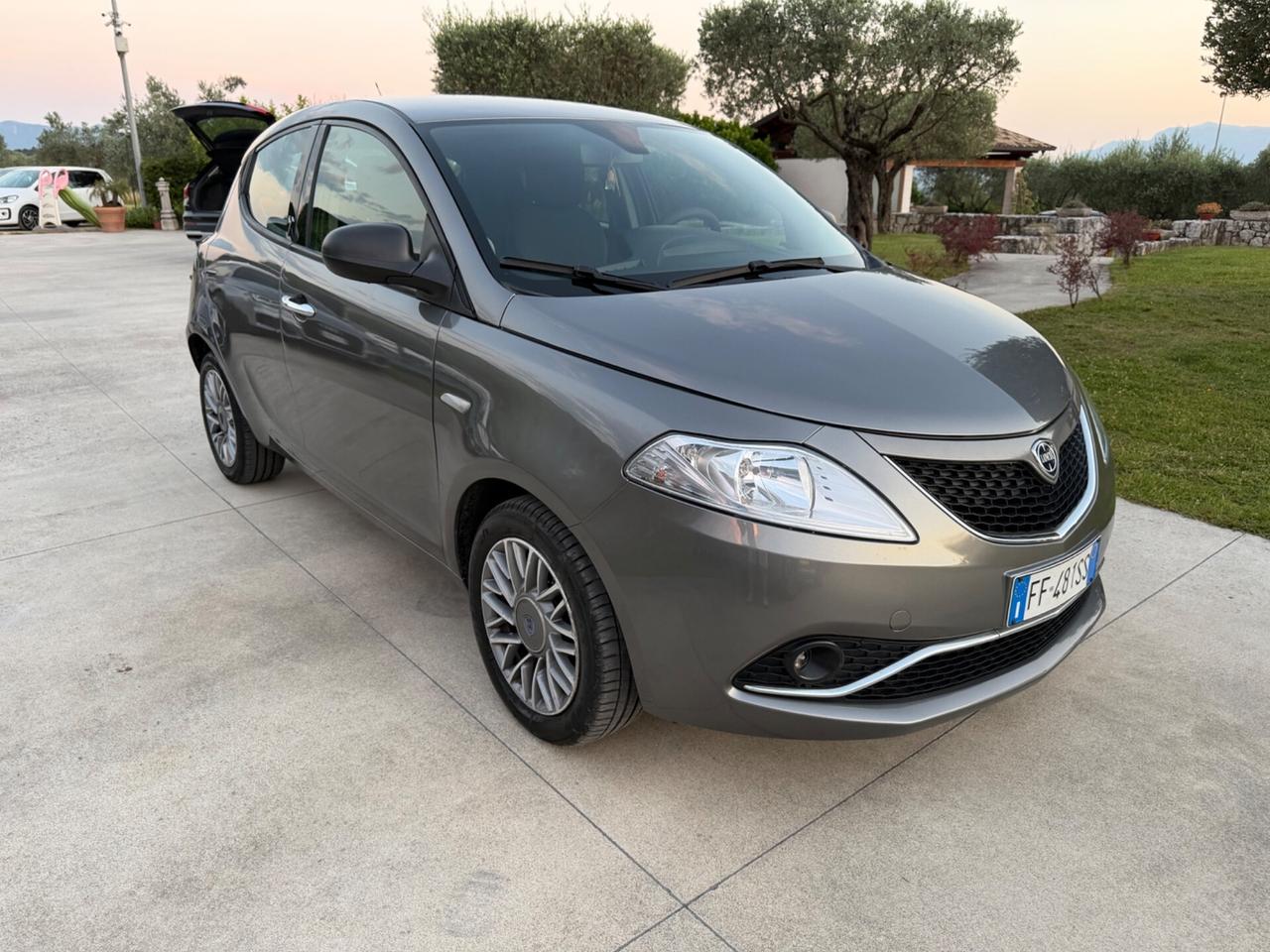 Lancia Ypsilon 1.3 MJT 16V 95 CV 5 porte S&S Mya