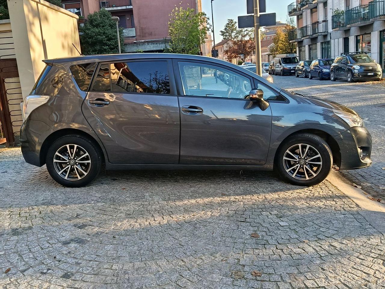 Toyota Verso Comfort 1.6 D-4D #7684