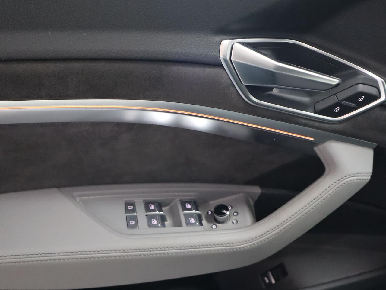 Audi e-tron S Line 55 #10169