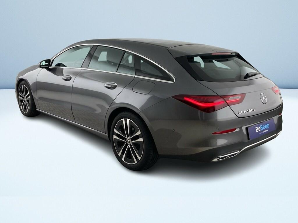 Mercedes CLA Shooting Brake 180 D Progressive Advanced 8G-DCT
