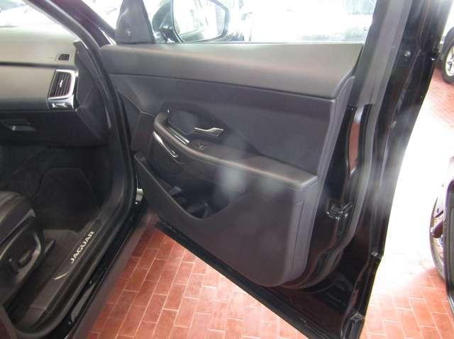 Jaguar F-Pace 2.0d i4 R-Sport 180cv auto my19