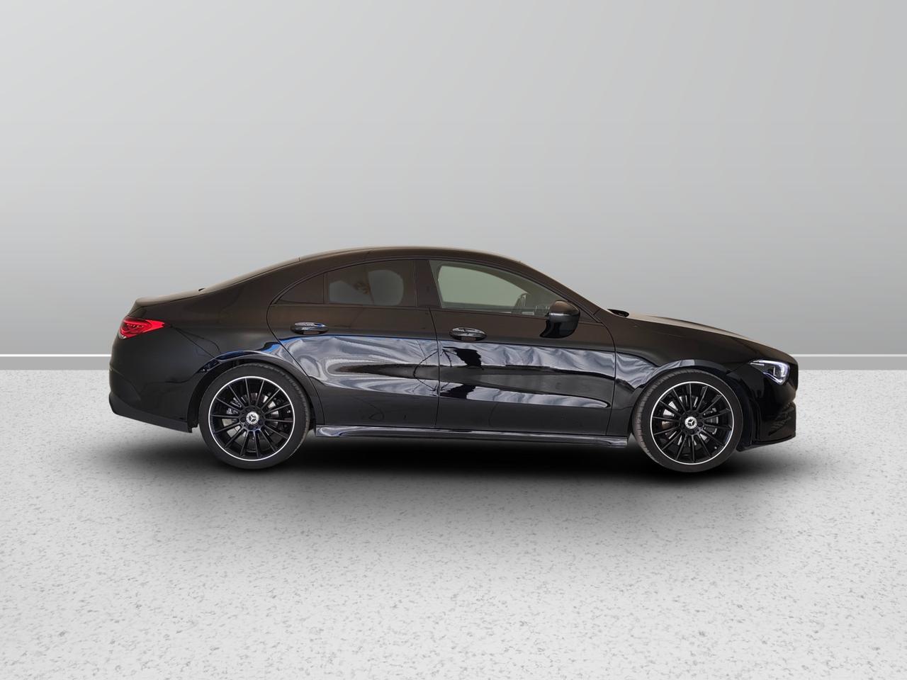 Mercedes-Benz CLA Coupe - C118 - CLA Coupe 200 d Premium auto