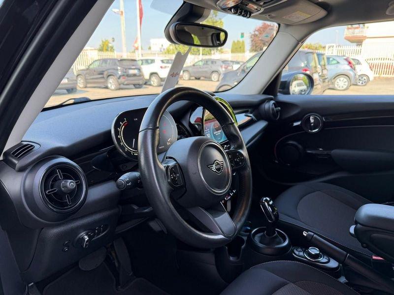 MINI Mini Cooper Essential auto, 5 porte, LED, PRONTA CONSEGNA!