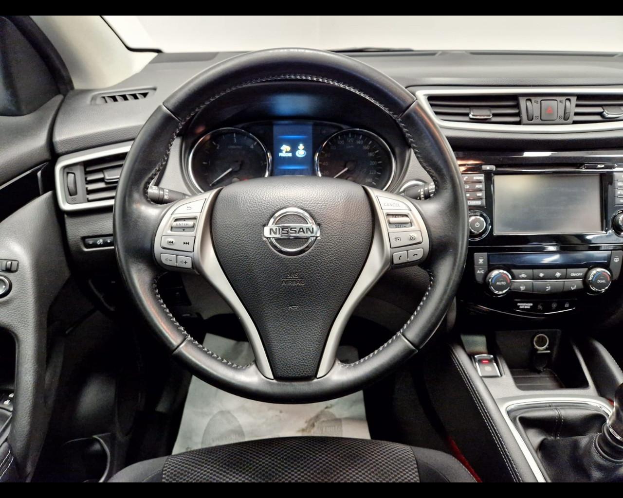 NISSAN Qashqai II - Qashqai 1.5 dci 360 110cv E6