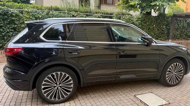 Volkswagen Touareg V6 HYBRID-385 CV-PREZZO UNICO
