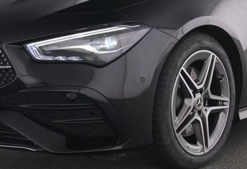 Mercedes-Benz CLA CLA Shooting Brake 200 d AMG Premium LED NAVI CAMERA