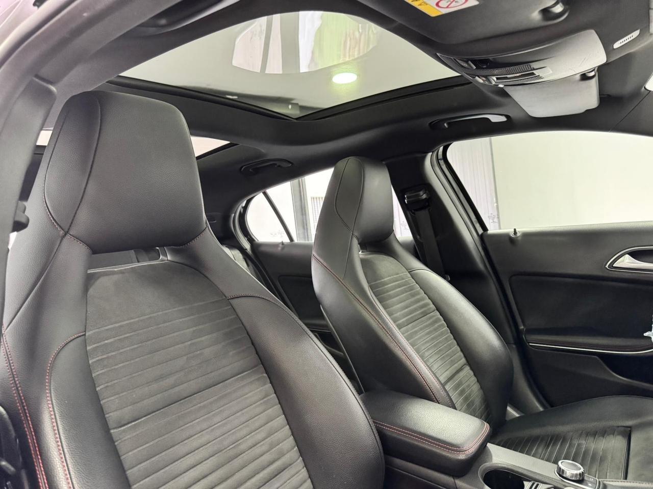 Mercedes-benz GLA 220 d Automatic 4Matic Premium-AMG-FULL-2018