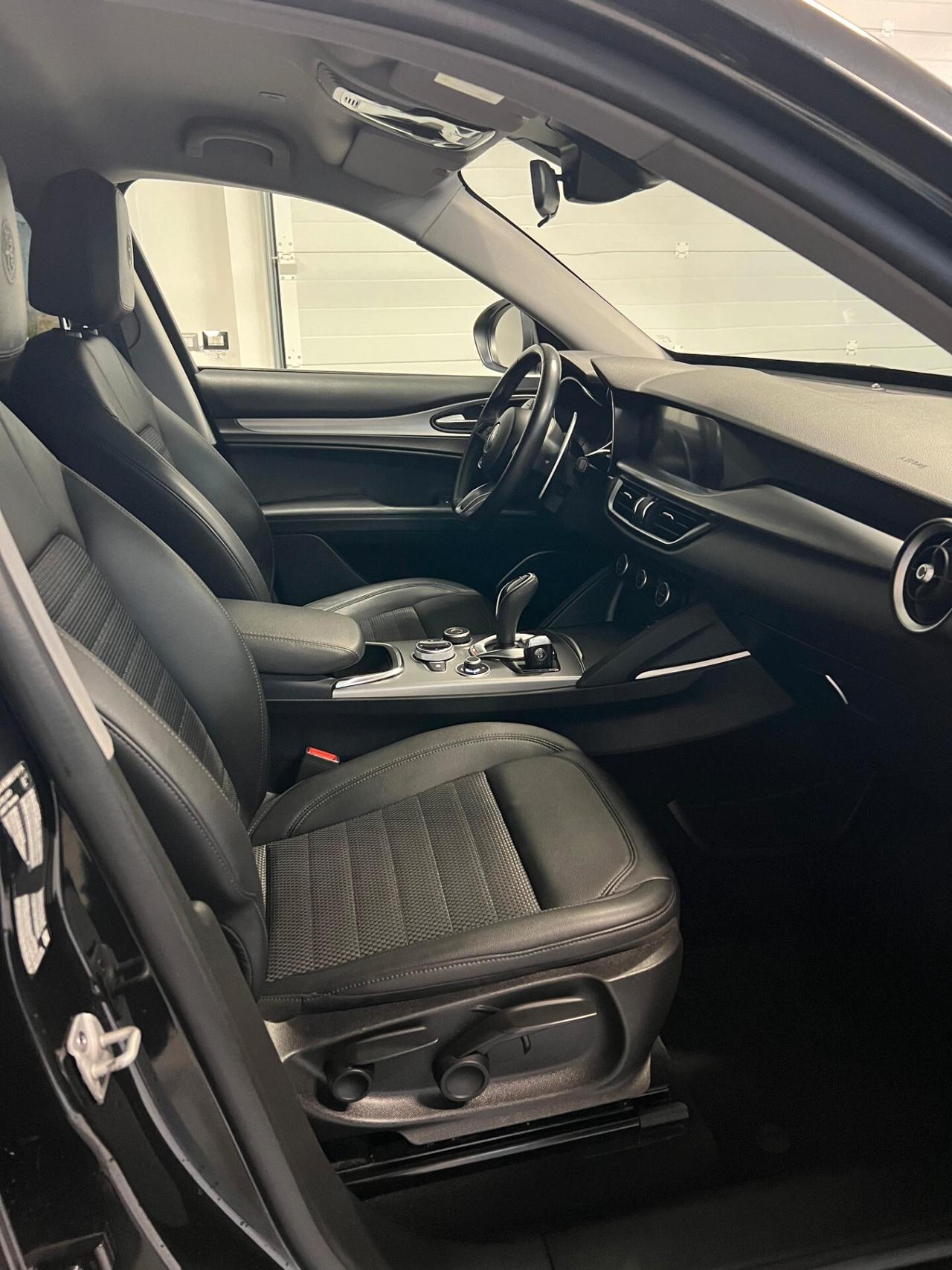 Alfa Romeo Stelvio 2.2 Turbodiesel 190 CV AT8 Q4 Ti