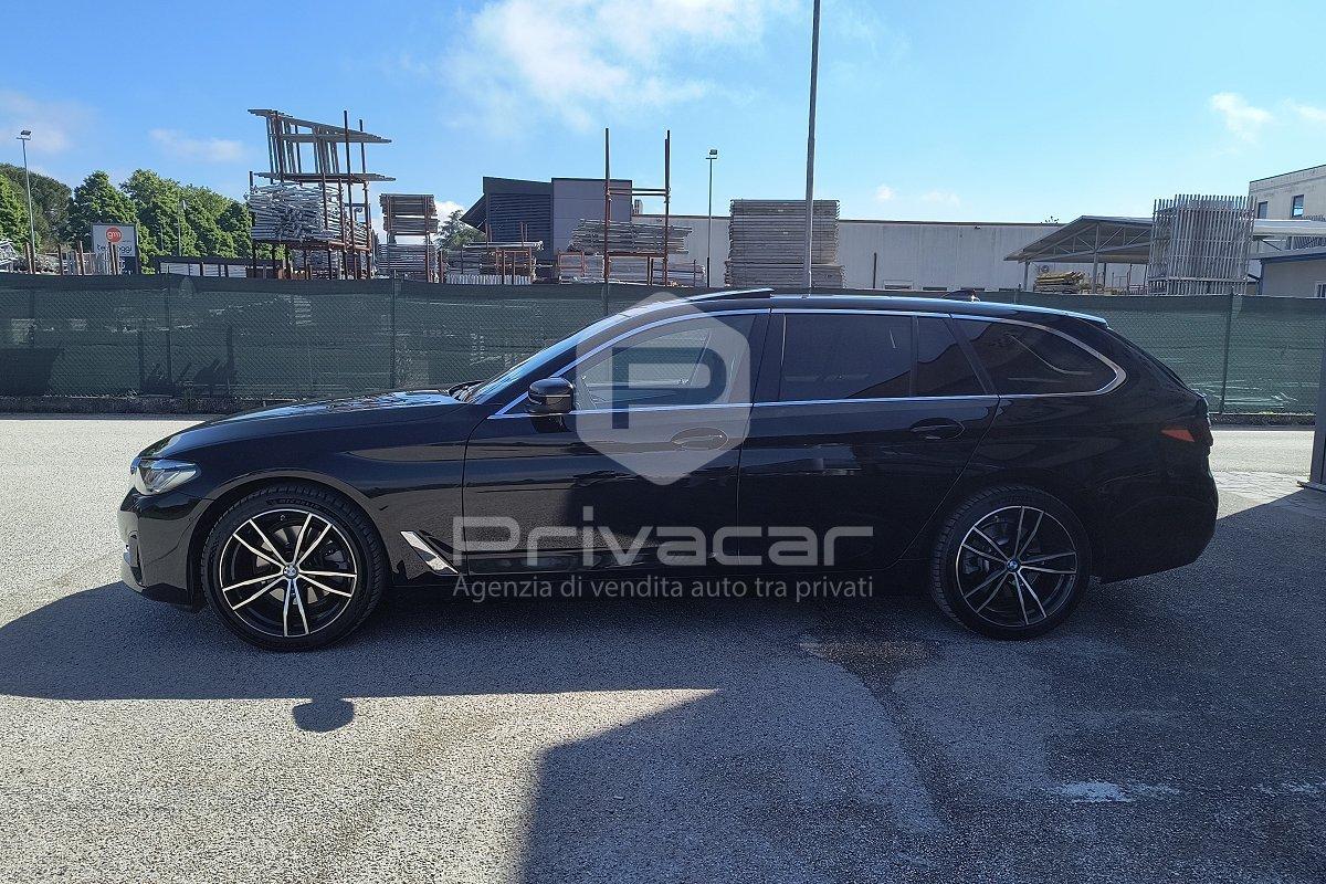 BMW 520d 48V Touring Luxury