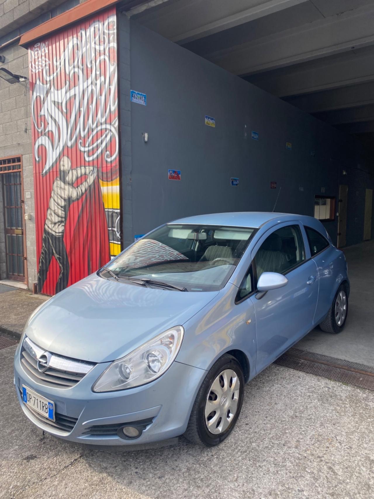 Opel Corsa 1.2 3 porte Easytronic Club Neopatentati Benzina