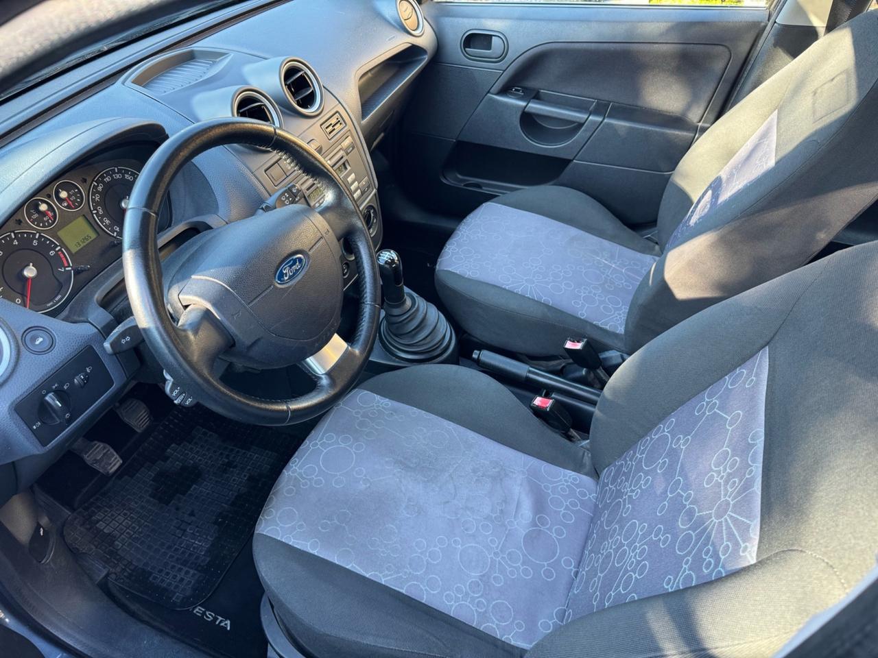 Ford Fiesta 1.2 5p. Ghia - NEOPATENTATI