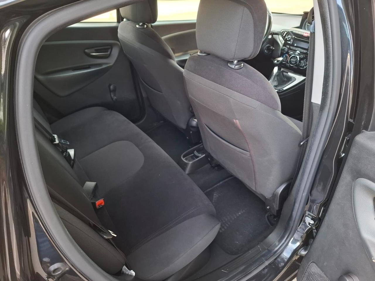 LANCIA YPSILON 1.3 MJT
