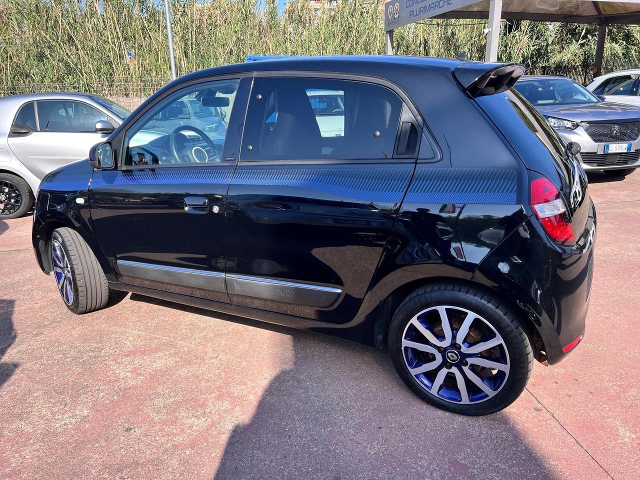 Renault Twingo TCe 90 CV EDC Lovely2