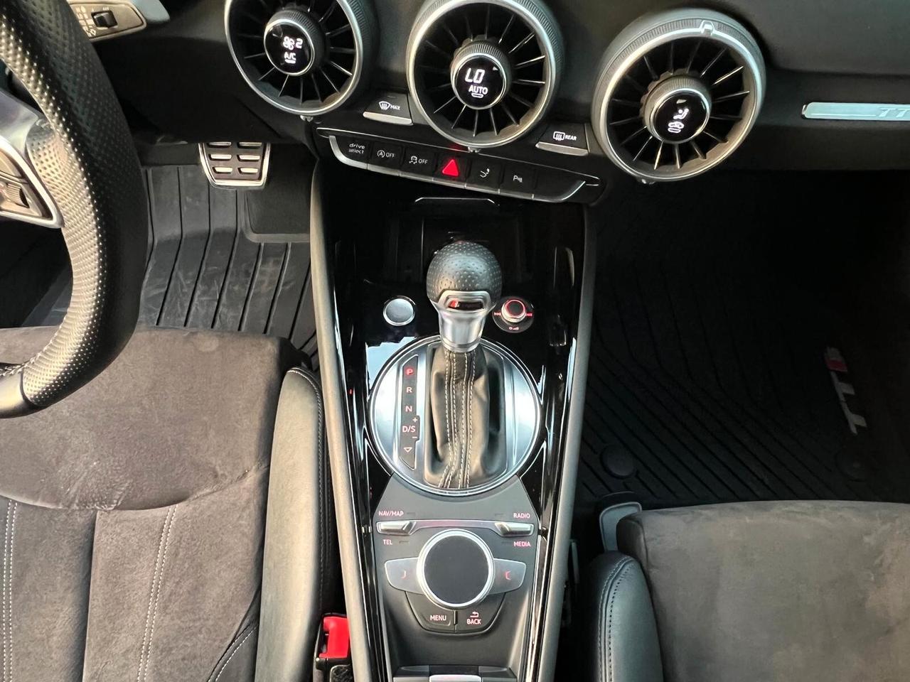 Audi TT Coupé 2.0 TFSI S tronic Sline AKRAPOVIC