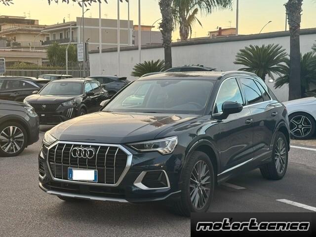 Audi Q3 40 TDI quattro S tronic Business Advanced