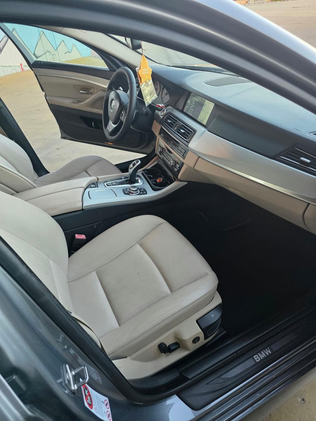 BMW 520d Pack M5