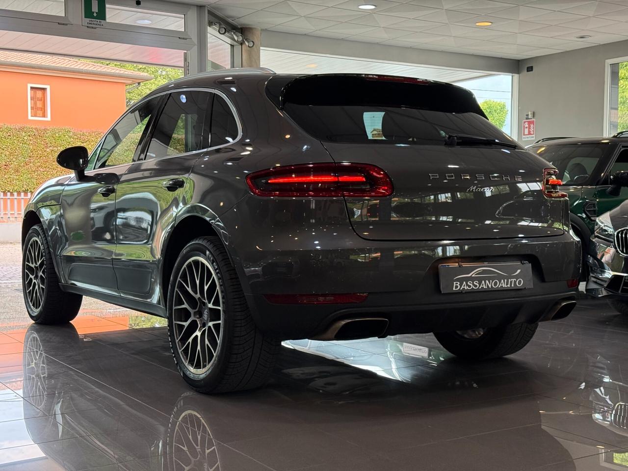 Porsche Macan 2.0 252cv pdk