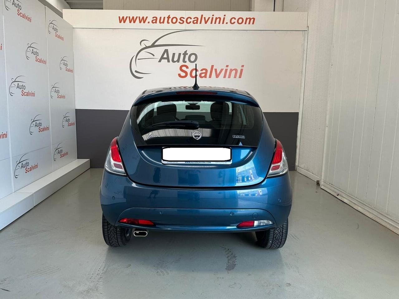 Lancia Ypsilon 1.0 FireFly 5 porte S&S Hybrid Gold