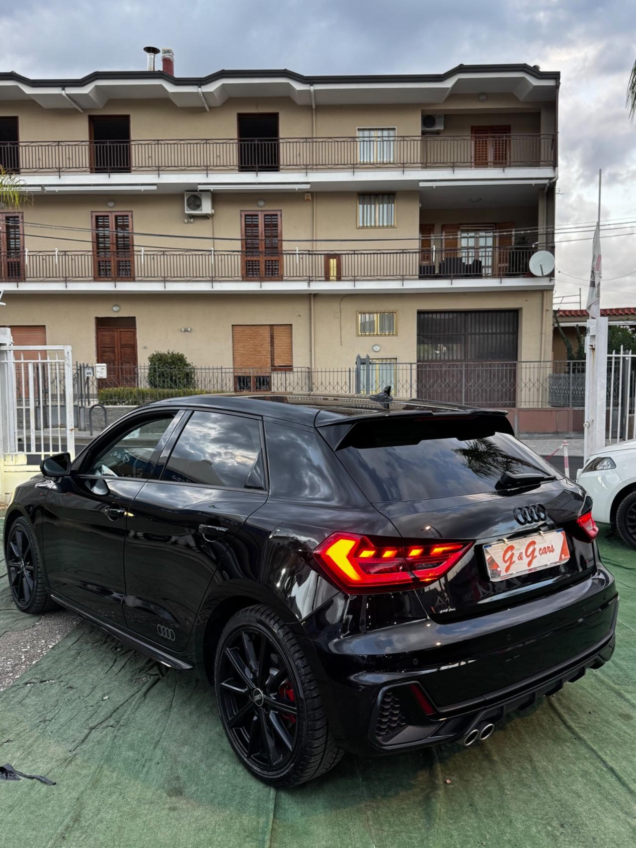 Audi A1 SPB 40 TFSI S tronic line edition