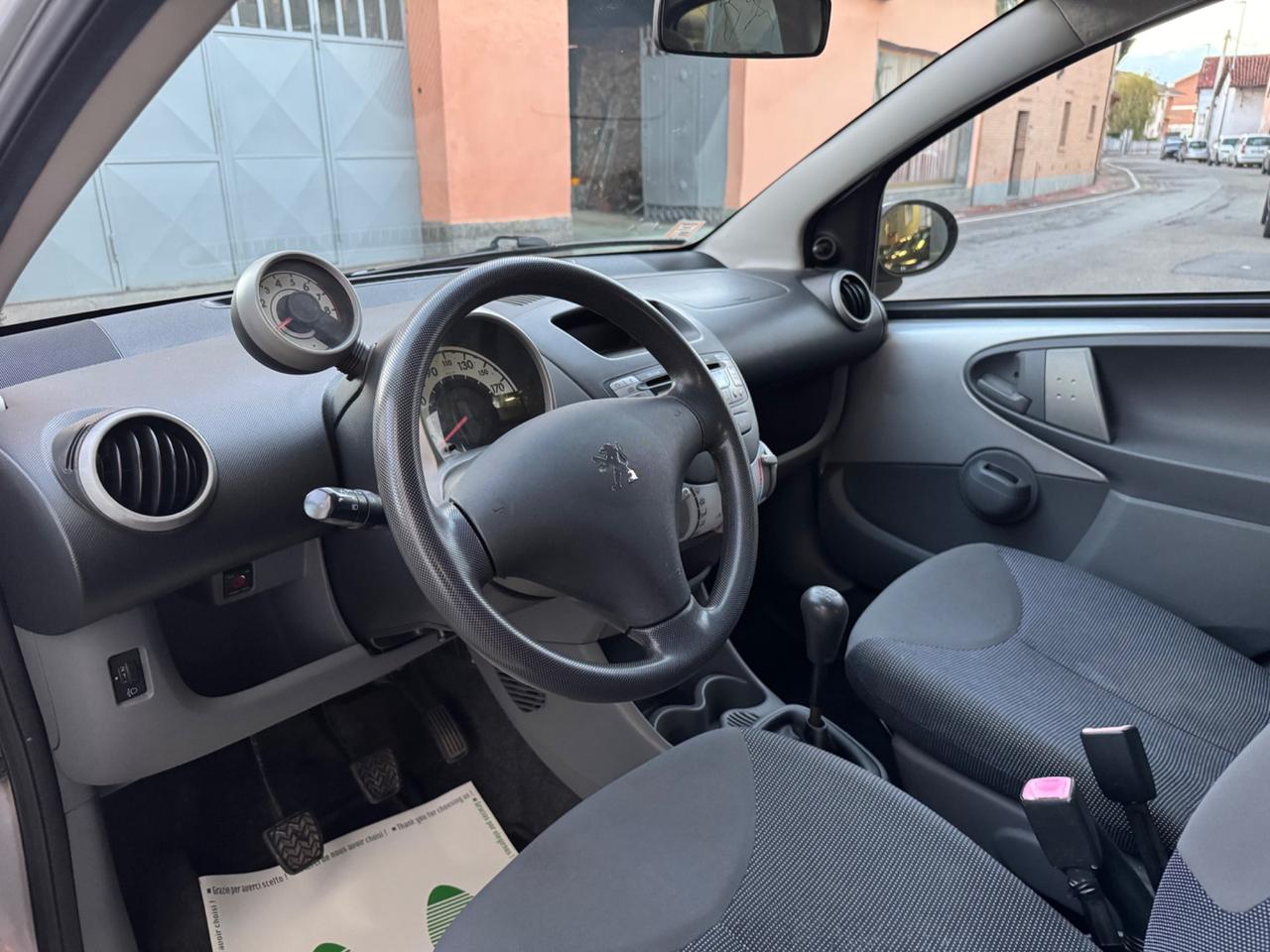 Peugeot 107 1.0 68CV 5p. Desir