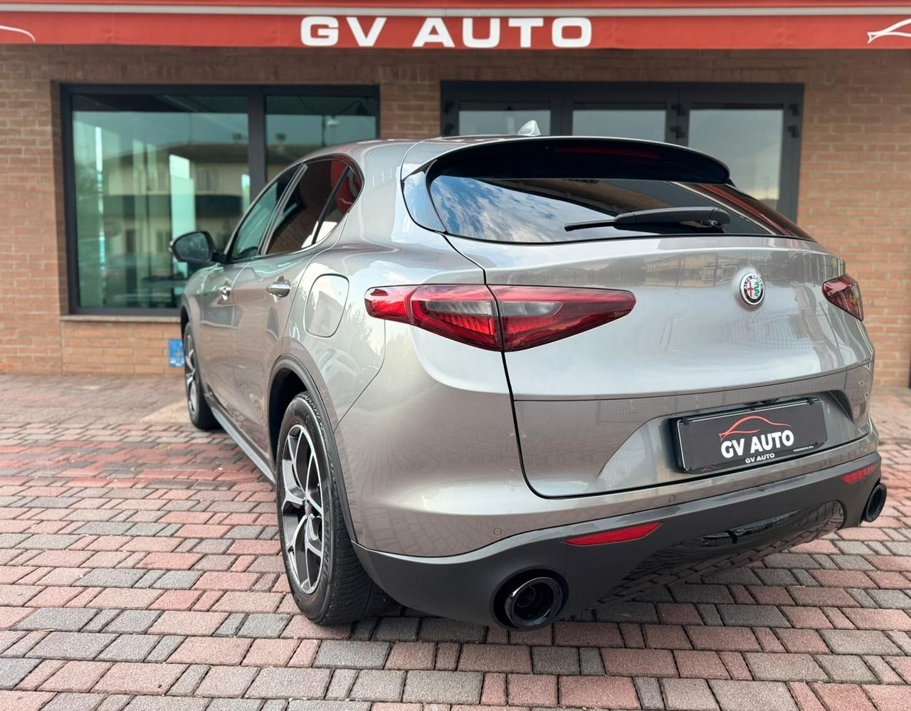 Alfa Romeo Stelvio Q4