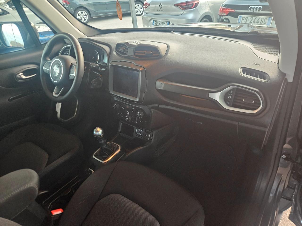 Jeep Renegade 1.0 T3 Business Navi