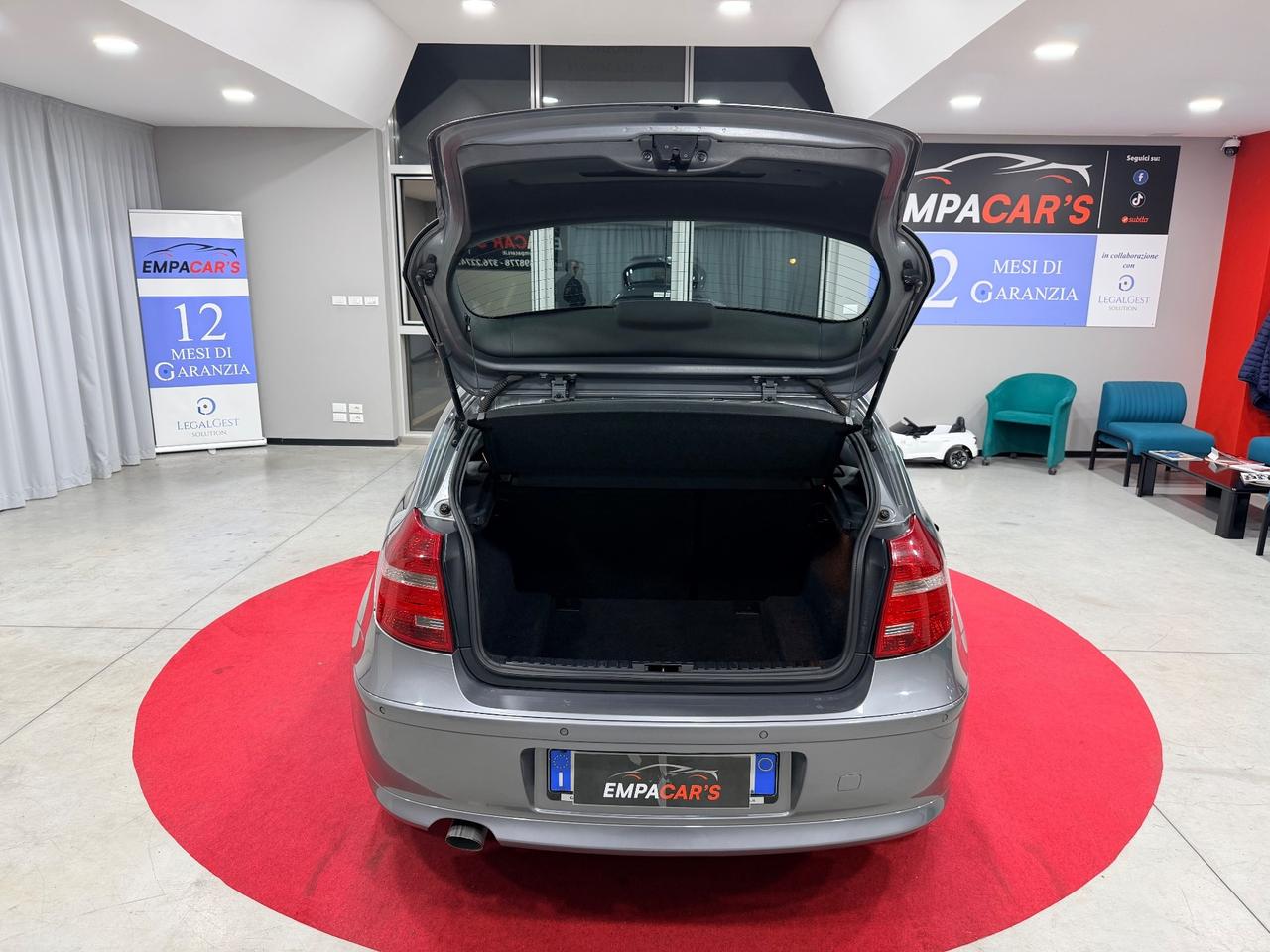 Bmw 118 118d 2.0 143CV cat 5 porte Attiva AUTOMATICA OK NEOPATENTATI