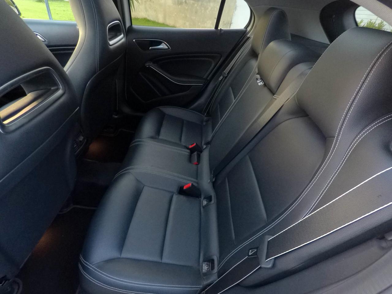 Mercedes-benz GLA 200 d Automatic Premium