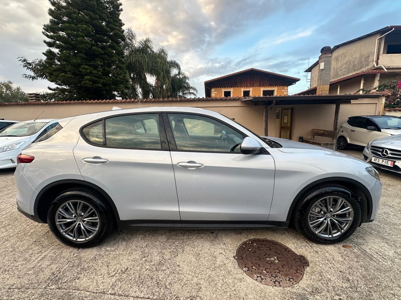 Alfa Romeo Stelvio 2.2 Turbodiesel 160 CV AT8 RWD Business