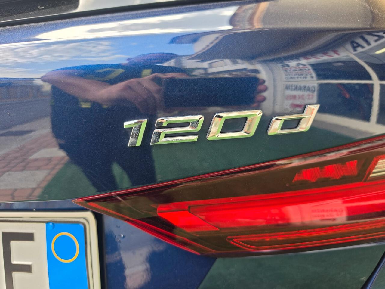 Bmw 120 120d xDrive 5p. Luxury