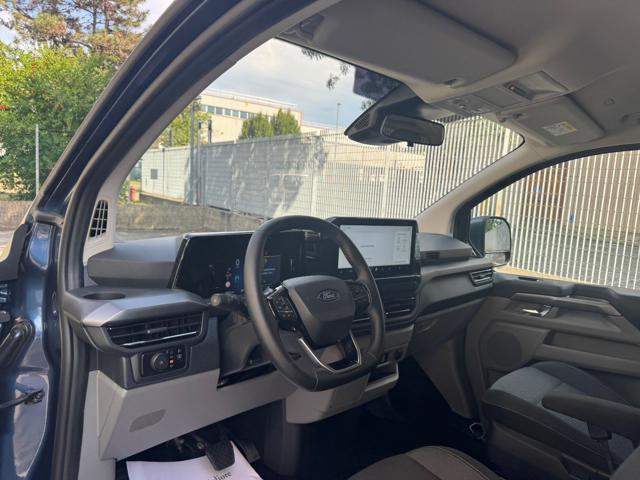 FORD Tourneo Custom 320 2.0 EcoBlue 136CV aut. PL Titanium IVA INCLUSA