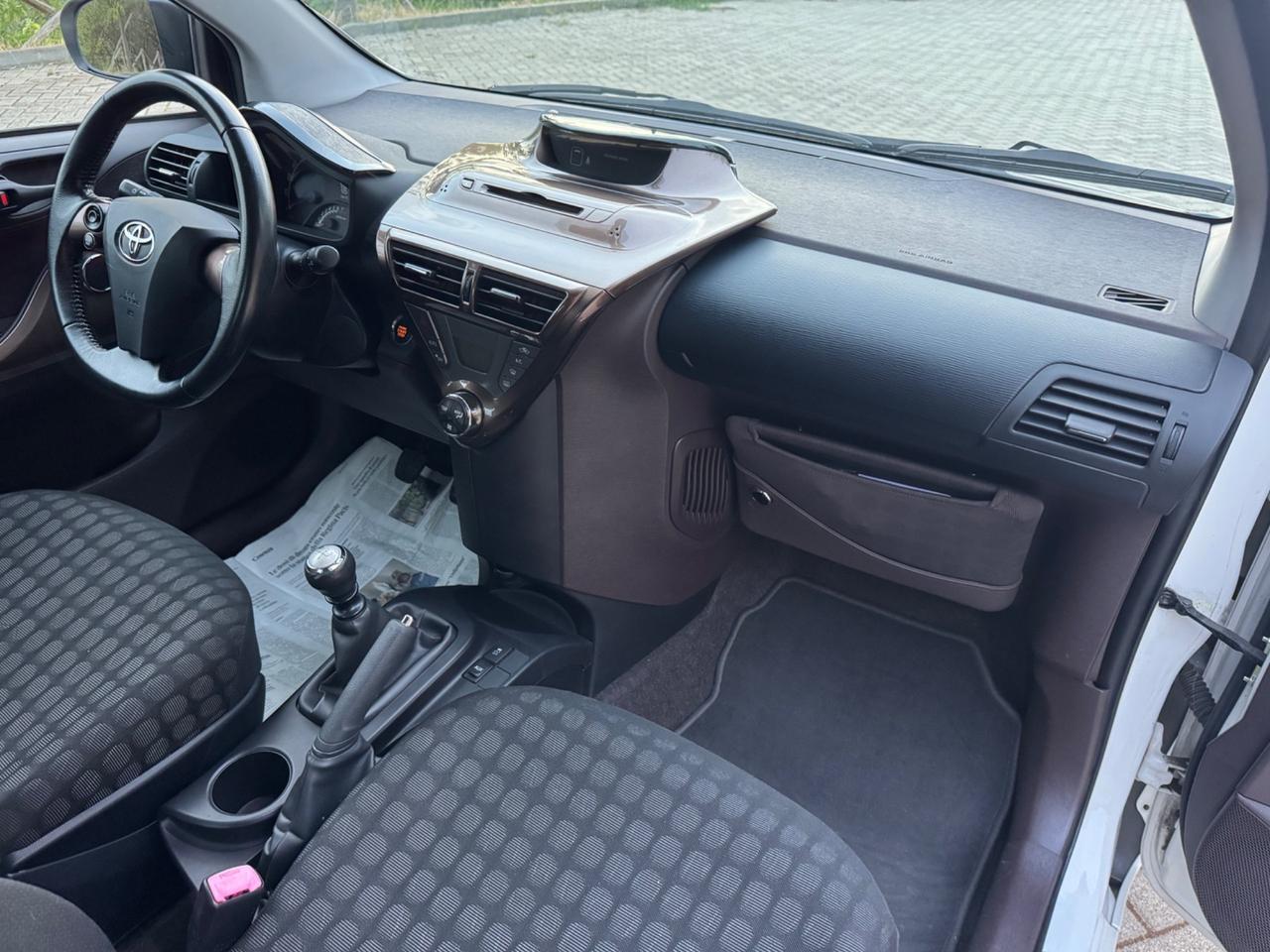 Toyota iQ 1.0 Benzina *SOL* 2011