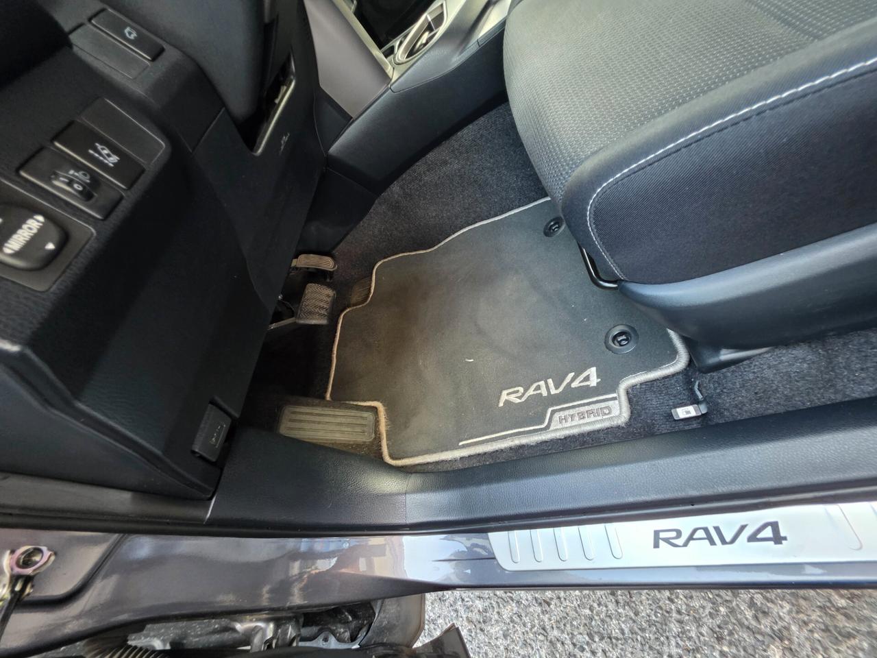 Toyota RAV 4 RAV4 2.5 Hybrid 2WD Lounge Uniproprietario
