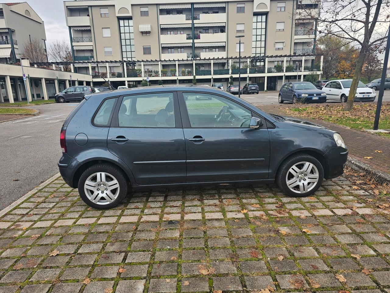 Volkswagen Polo 1.4/80CV 16V 5p. Comfortline