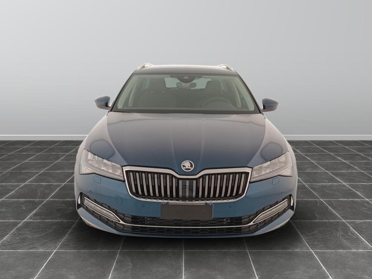 Skoda Superb wagon 2.0 tdi evo scr 150cv style dsg