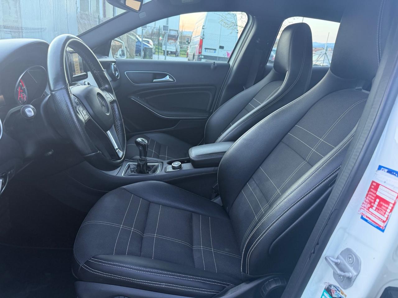 Mercedes-benz GLA 200 CDI Premium