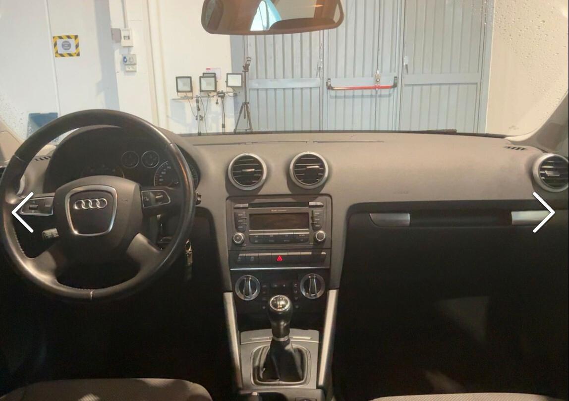 Audi A3 1.6 TDI 105 CV CR Attraction